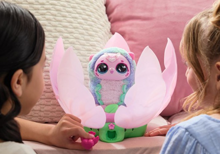 Hatchimals Capullos de sorpresa: cuando la oruga se convierte en un mágico gatito con alas