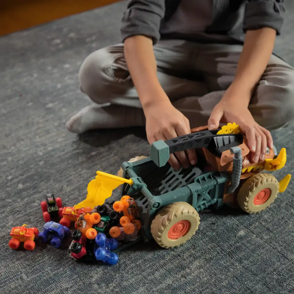 Amplía tu colección con más trucks Mini Jams compatibles.