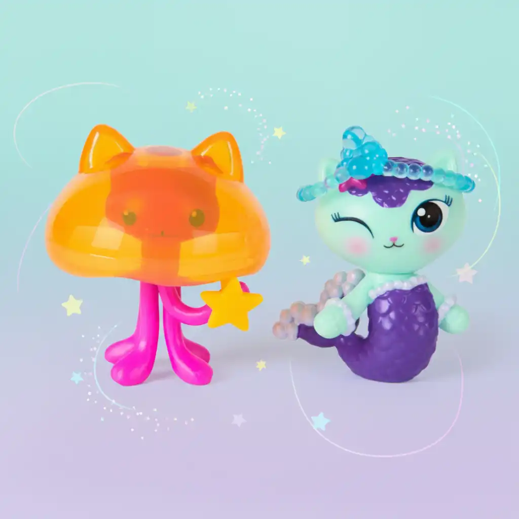 Fomenta la creatividad infantil a través del juego con héroes favoritos.