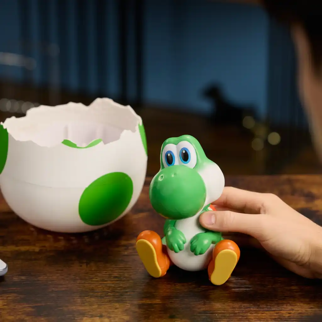 Comunícate con Yoshi usando la voz y los sensores táctiles.